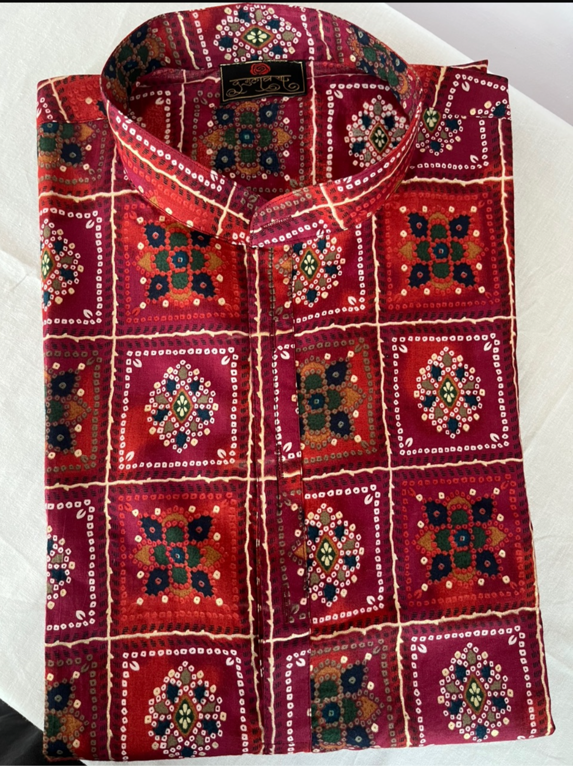 Maroon Bhandhani kurta